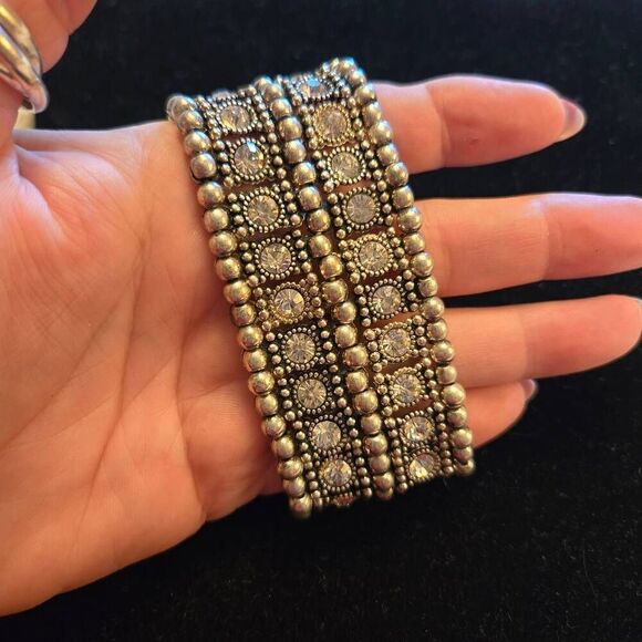 NWOT Silver + Rhinestone Stretch Bracelet - Picture 2 of 6